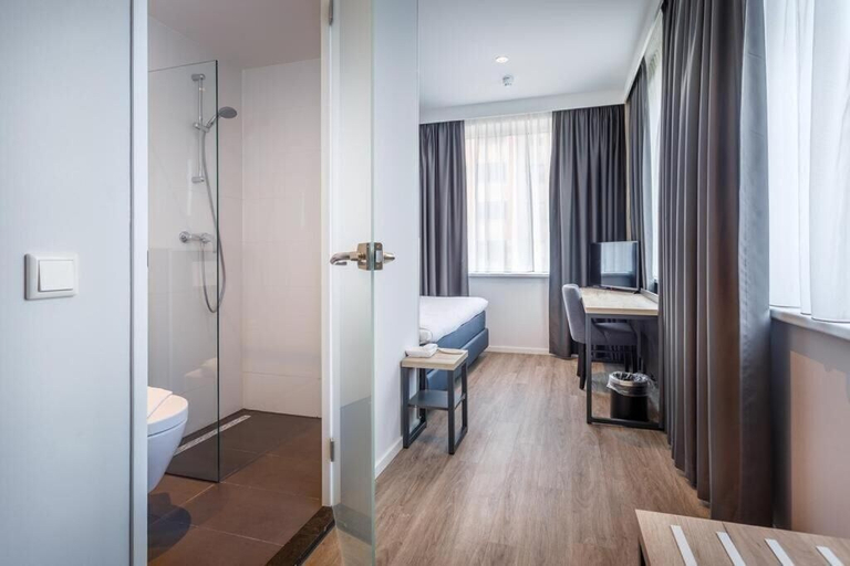 Bedroom 4, Joy Hotel, Amsterdam