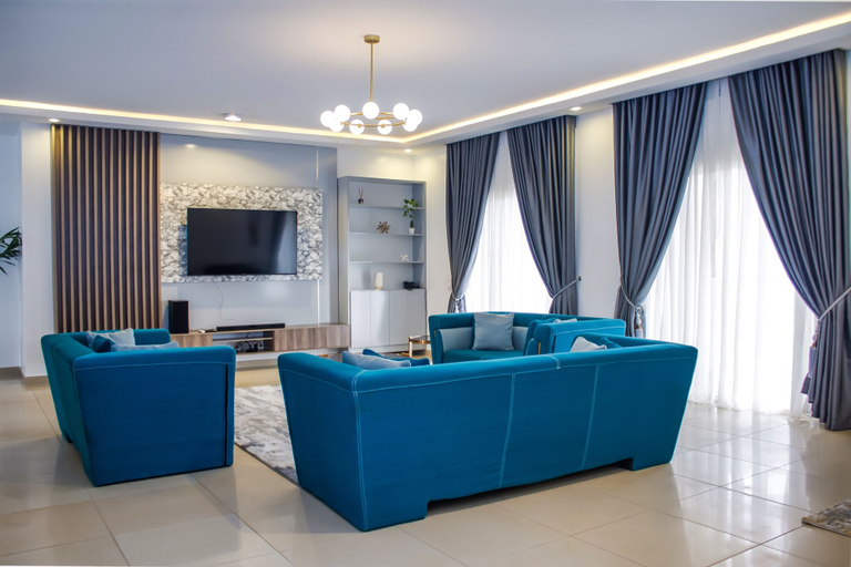 Others 3, ChrisVirgy Apartments, AbujaMun