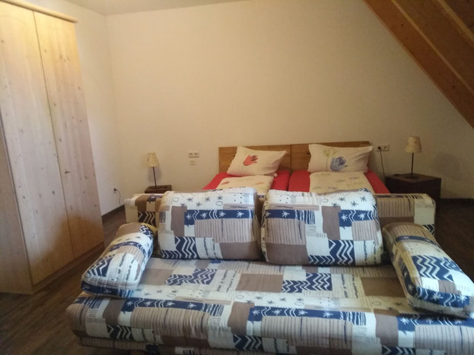 Bedroom 3, Gasthaus Dollinger, Ansbach