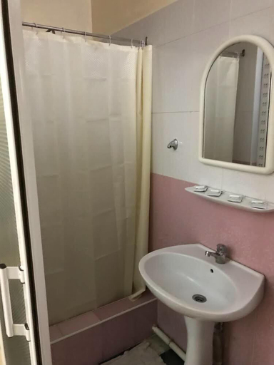 Bathroom, Hotel Du Moulin, Bouzareah