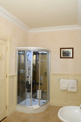 Bathroom 4, Cannaway House B&B