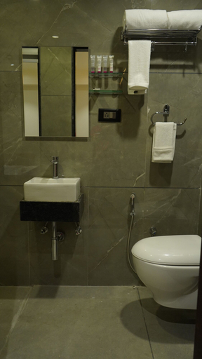 Bathroom 4, Purple Beds by VITS Dwarkesh, Surat, Surat