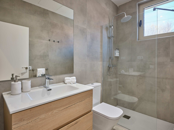 Bathroom 3, Paseo Suites Hotel, Madrid