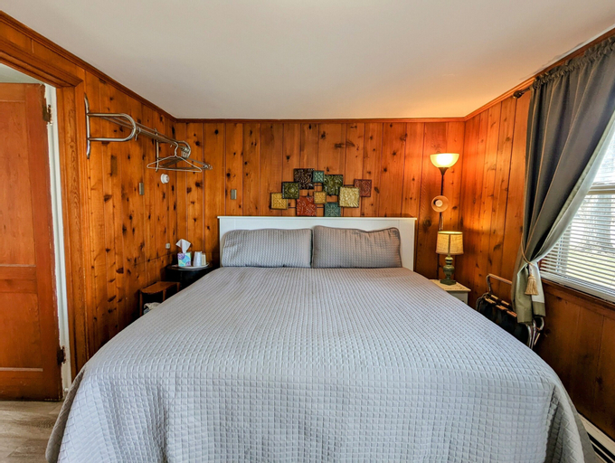 Bedroom 12