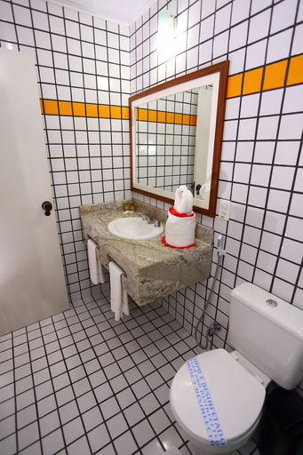 Bathroom 3, Coroa Vermelha Beach All Inclusive, Porto Seguro
