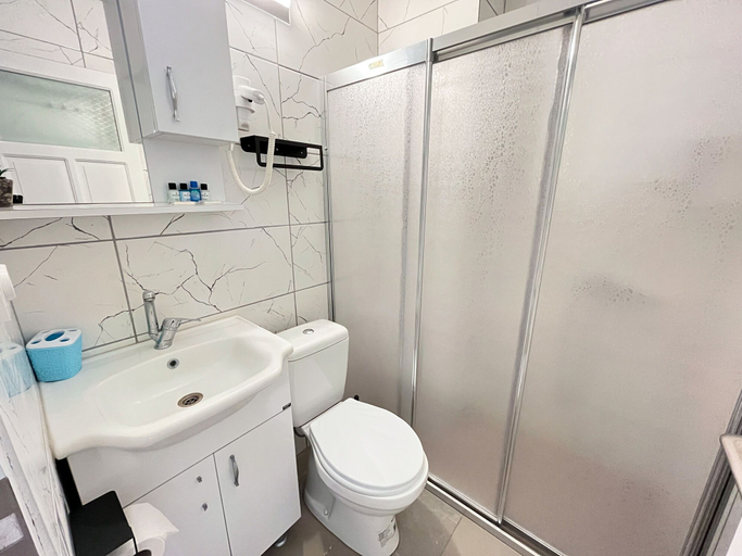 Bathroom 5, Yalıyanı Pansiyon, Bodrum