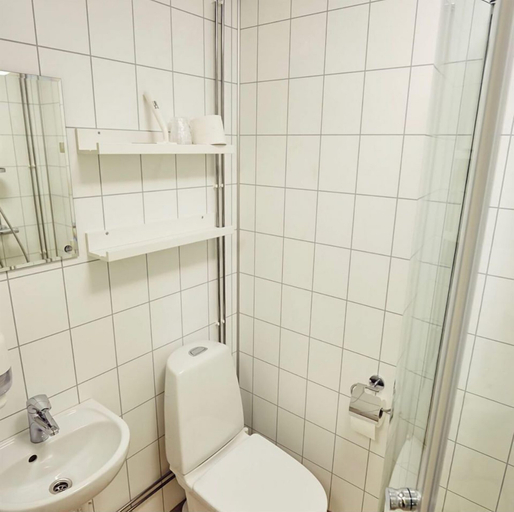 Bathroom 4, Hotell Frøya, Frøya