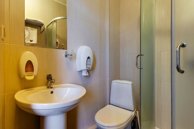 Bathroom, Hotel Marton Villa Diego, Aksayskiy rayon