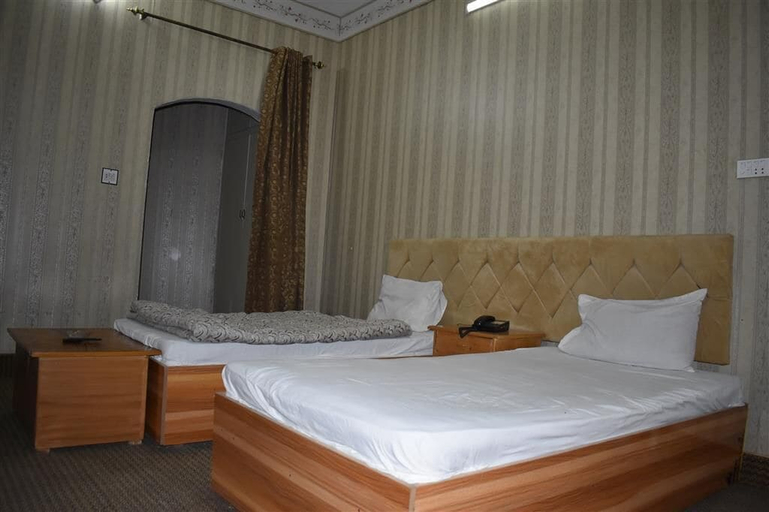 Bedroom 3, Dera Inn Guest House, Zhob