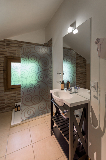 Bathroom 4, Solar Selvana - Casas de montaña, Los Lagos