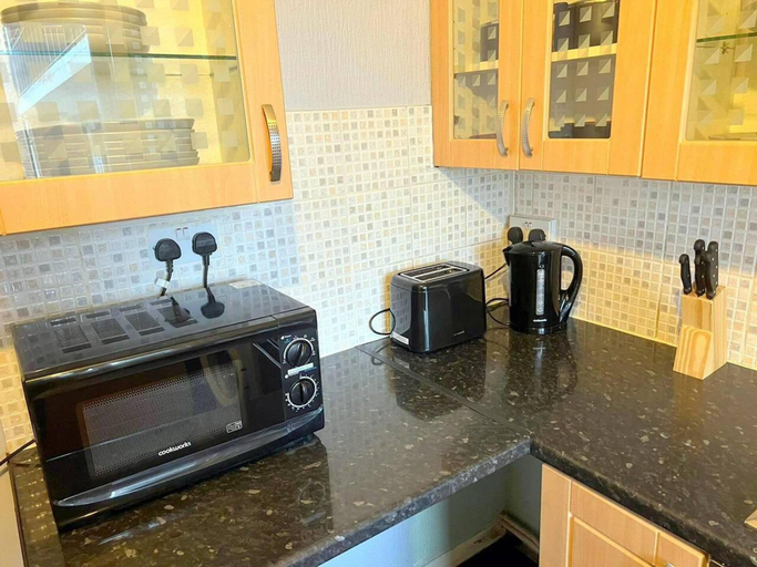 Others 5, Remarkable 2-bed Apartment in London, London
