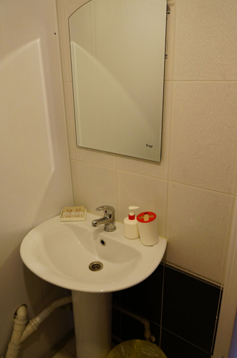 Bathroom 3, Gavana Guest House, Sochi gorsovet