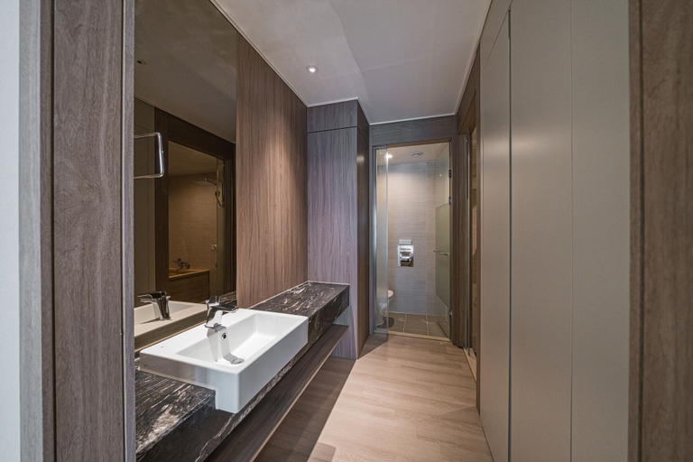 Bathroom 5, Sokcho I Park Suite Hotel and Resort, Goseong