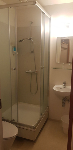 Bathroom 4, Kirkjufell Hotel, Eyrarsveit