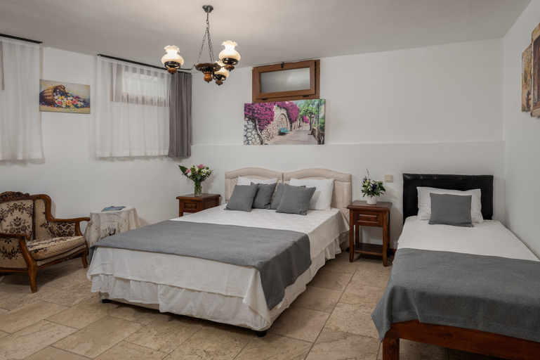 Bedroom 4, Koclu Konagi Hotel, Çeşme
