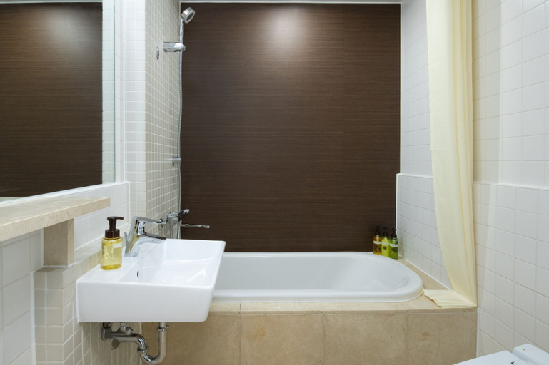 Bathroom 20
