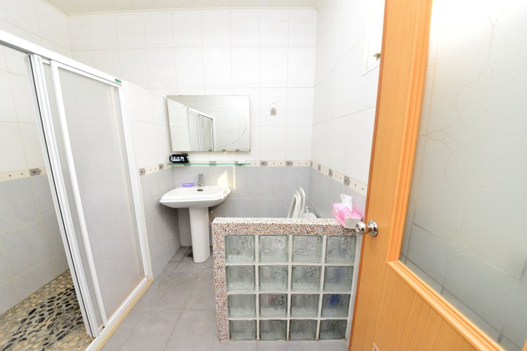 Bathroom 3, 556Homestay, Tainan