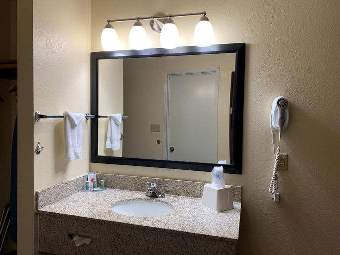 Bathroom 4, Best Western Desert Oasis, La Paz
