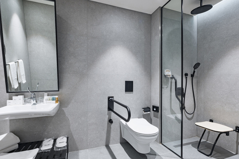 Bathroom 5, INVENTIST Hotel Sports Academy, Çekmekoy