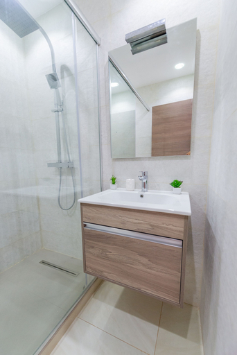 Bathroom 3, Appartement Luxueux à Kouba, Kouba