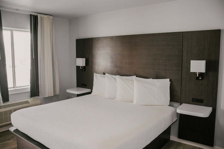 Bedroom 2, Bears Ears Inn, San Juan