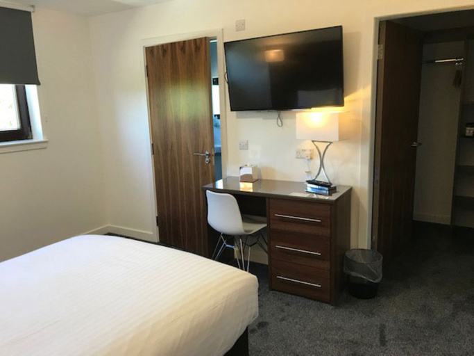 Bedroom 3, Premier Lodge, Falkirk