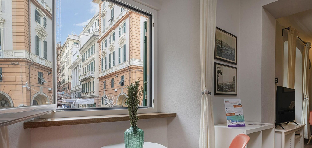 Room 3, San Lorenzo View Apartment 3 - BK, Genova