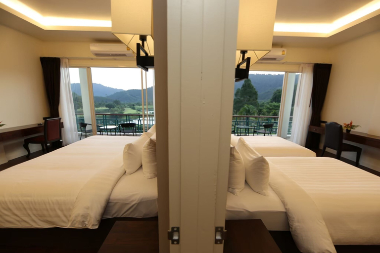 Bedroom 4, Katathong Golf Resort & Spa, Muang Phangnga