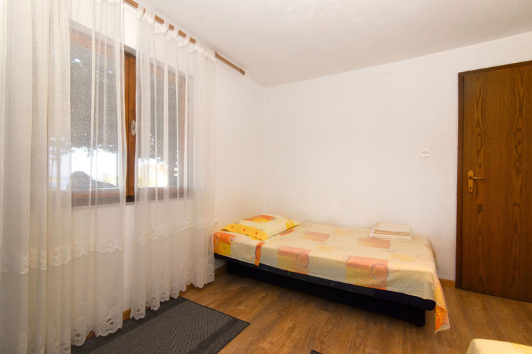 Bedroom 5, Apartments Jaksa, Vis