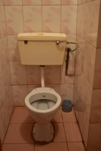 Bathroom 4, Tickles Hotel, Nyeri Town