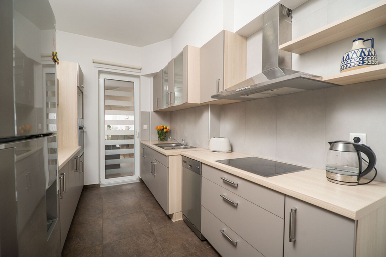 Others 5, City beach apartment, Crete
