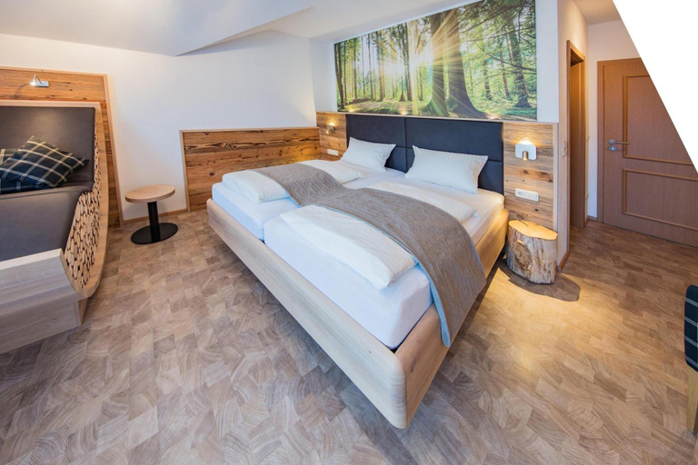Bedroom 3, Landhotel und Gasthof Schmalhofer, Passau