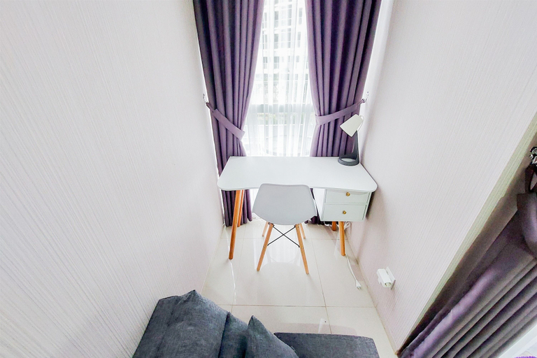 Room 4, Nice And Elegant Studio Near Campus At Pacific Garden Alam Sutera Apartment, Tangerang