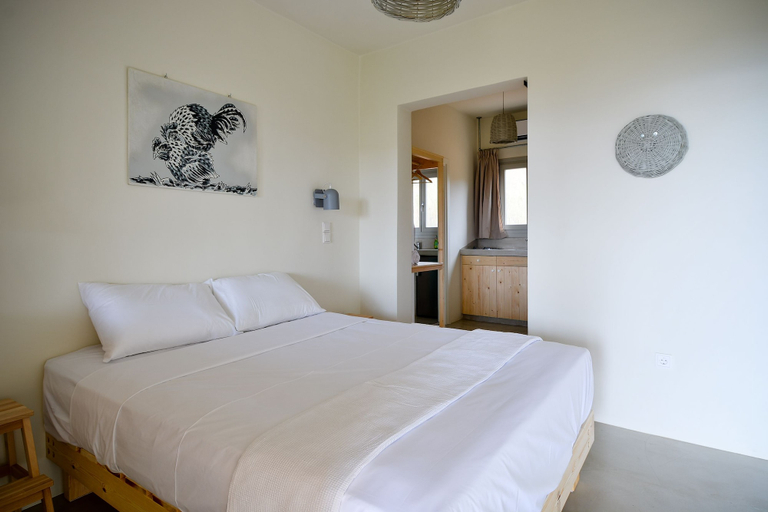 Bedroom 4, Rooster Guesthouse Rooms, South Aegean