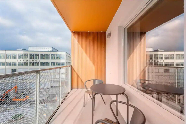 Property grounds 4, Luxury Business Studio Apartment - Garden View, Sundbyberg