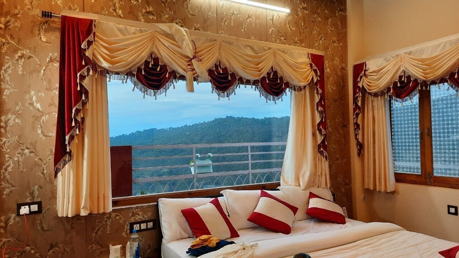 Bedroom 2, The Ranikhet Continental, Almora