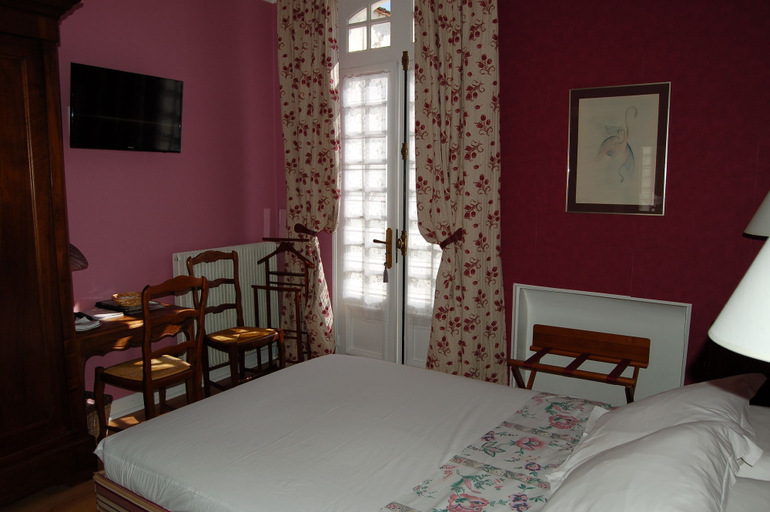 Bedroom 2, La Maison d'Antan, Pyrénées-Atlantiques