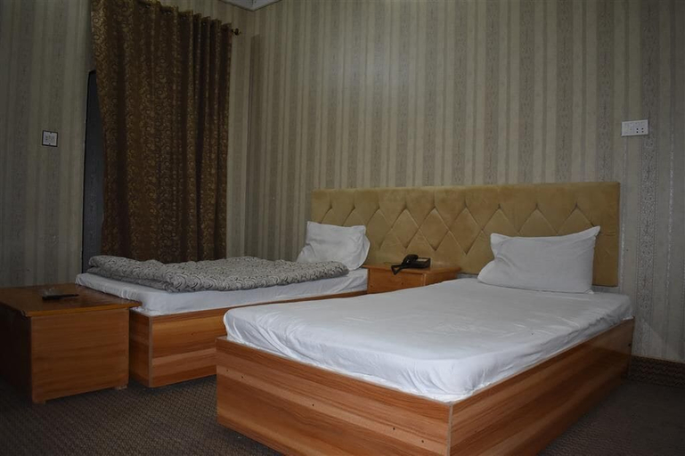 Bedroom 5, Royal Inn Guest House, Zhob