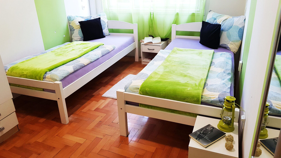 Bedroom 3, Croparadise Hostel, Split
