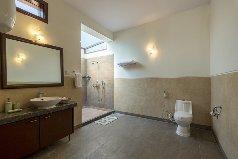Bathroom 3, Amã Stays & Trails 25 Farm House, North 24 Parganas