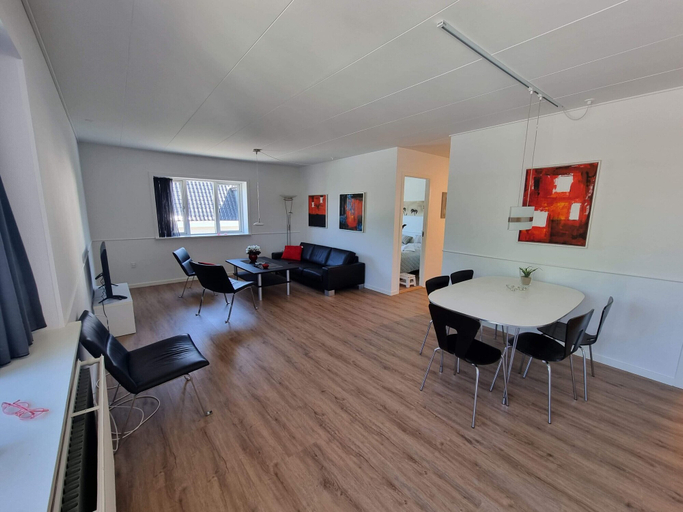 Business Facilities