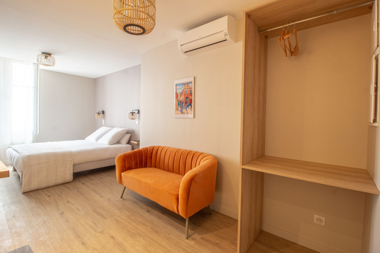 Bedroom 3, Le Coursarlon, Cher