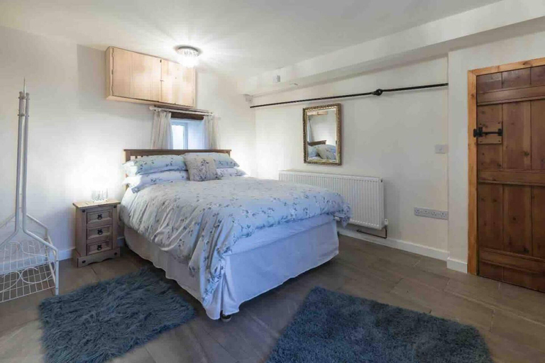 Bedroom 3, The Stables at Brambles Farm, Staffordshire