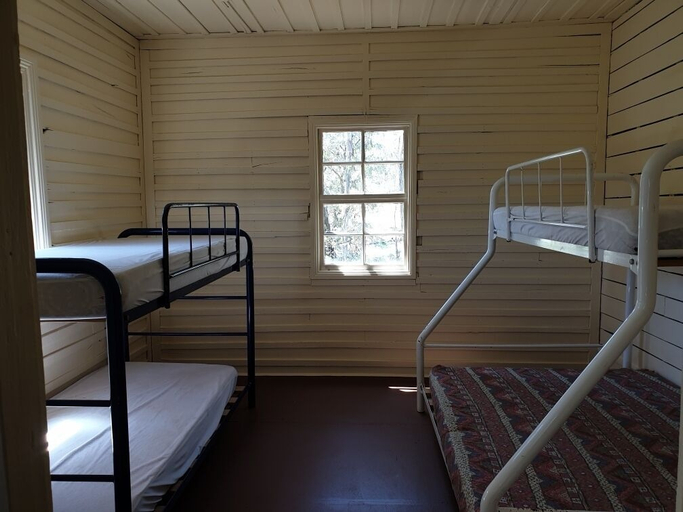 Bedroom 4, Little Styx Cabins, Armidale Dumaresq Bal