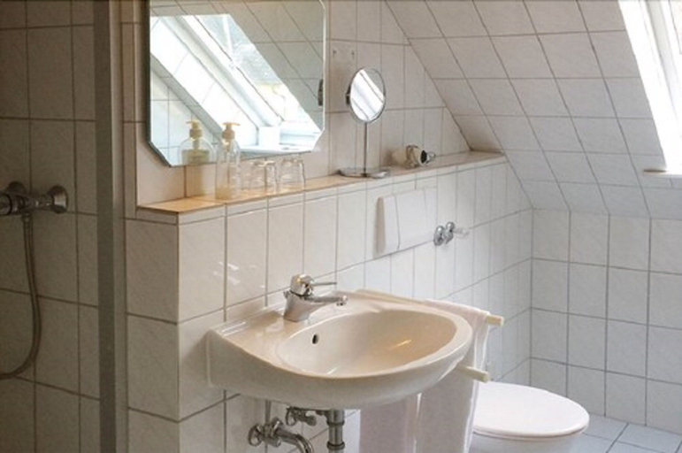 Bathroom, Gästehaus Poststuben, Bergstraße