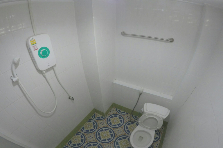 Bathroom, SP Place, Muang Chachoengsao