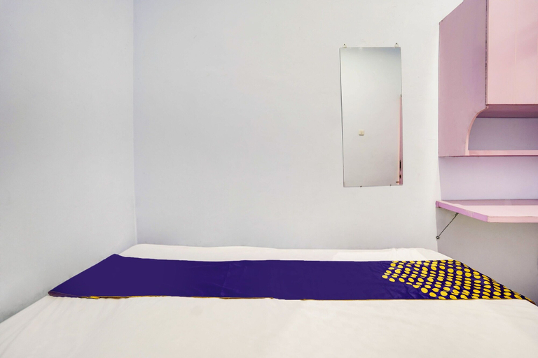 Bedroom 3, OYO Life 91626 Rr Kost Putri Syariah, Lumajang