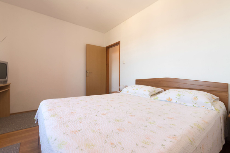 Bedroom 4, Apartments Jaksa, Vis