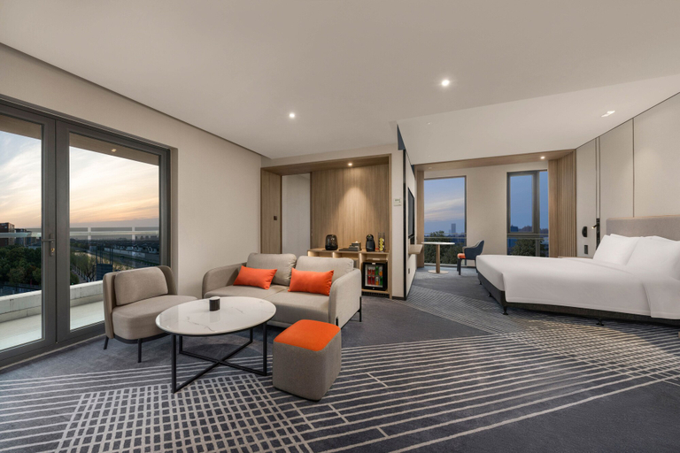 Bedroom 5, Holiday Inn Express SHANGHAI PUJIANG by IHG, Shanghai