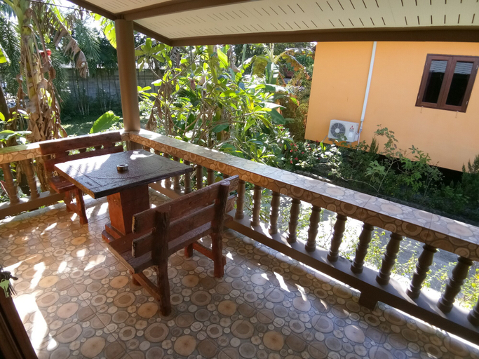 Others 5, Baan Mek Lom, Thai Mueang